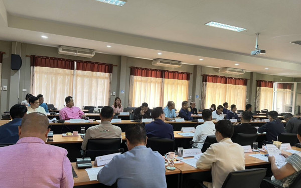 หน่วยวิจัย 3E ร่วมกับสำนักงานทรัพยากรธรรมชาติและสิ่งแวดล้อมจังหวัดแม่ฮ่องสอน จัดการประชุมคณะทำงานด้านการเปลี่ยนแปลงสภาพภูมิอากาศระดับจังหวัด ครั้งที่ 4/2566 ภายใต้โครงการการพัฒนาศักยภาพสำนักงานทรัพยากรธรรมชาติและสิ่งแวดล้อมจังหวัด