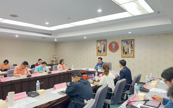 หน่วยวิจัย 3E ร่วมกับสำนักงานทรัพยากรธรรมชาติและสิ่งแวดล้อมจังหวัดเชียงใหม่ จัดการประชุมคณะทำงานด้านการเปลี่ยนแปลงสภาพภูมิอากาศระดับจังหวัด ครั้งที่ 4/2566 ภายใต้โครงการการพัฒนาศักยภาพสำนักงานทรัพยากรธรรมชาติและสิ่งแวดล้อมจังหวัด 