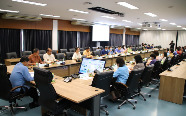 หน่วยวิจัย 3E ร่วมกับสำนักงานทรัพยากรธรรมชาติและสิ่งแวดล้อมจังหวัดลำพูน จัดการประชุมคณะทำงานด้านการเปลี่ยนแปลงสภาพภูมิอากาศระดับจังหวัด ครั้งที่ 4/2566 ภายใต้โครงการการพัฒนาศักยภาพสำนักงานทรัพยากรธรรมชาติและสิ่งแวดล้อมจังหวัด 