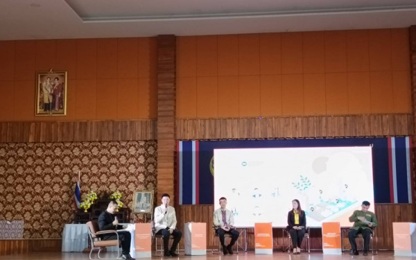 หน่วยวิจัย 3E ร่วมเสวนาในพิธีเปิดศูนย์บัญชาการด้านการเปลี่ยนแปลงสภาพภูมิอากาศอำเภอแม่เมาะและระบบบริหารจัดการเชื้อเพลิงเพื่อลดฝุ่น PM2.5