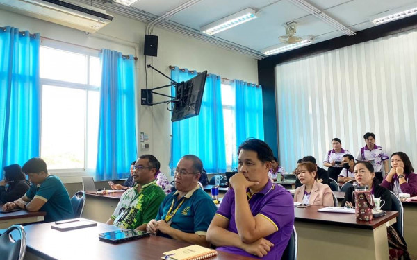 หัวหน้าหน่วยวิจัย3E เป็นวิทยากรบรรยาย ในฐานะผู้เชี่ยวชาญด้านคาร์บอนฟุตพริ้นท์ และจัดทำ workshop แก่บุคลากรและนักศึกษา มหาวิทยาลัยแม่โจ้