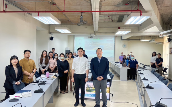 หัวหน้าหน่วยวิจัยฯ 3E ร่วมเป็นวิทยากรโครงการขับเคลื่อนสำนักงานสีเขียว 