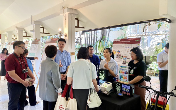 หน่วยวิจัย 3E รับรางวัลความสำเร็จที่งานวันคล้ายสถาปนาสถาบันวิจัยพหุศาสตร์ มช.