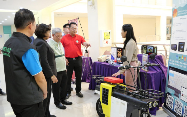 DustBoy โชว์ผลงานเครื่องตรวจวัดคุณภาพอากาศและรถมอเตอร์ไซด์ไฟฟ้าวัดฝุ่น