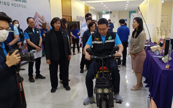 DustBoy โชว์ผลงานเครื่องตรวจวัดคุณภาพอากาศและรถมอเตอร์ไซด์ไฟฟ้าวัดฝุ่น