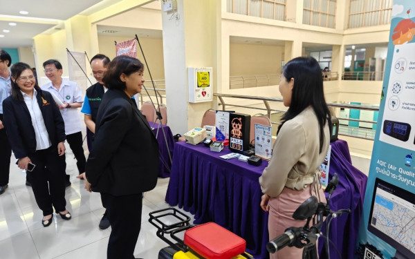 DustBoy โชว์ผลงานเครื่องตรวจวัดคุณภาพอากาศและรถมอเตอร์ไซด์ไฟฟ้าวัดฝุ่น