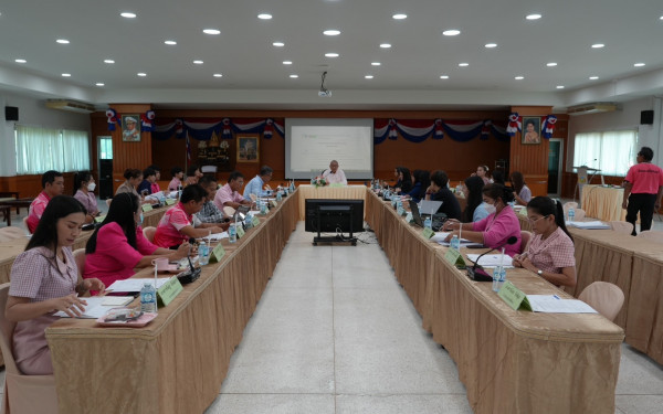 หน่วยวิจัย 3E CMU ร่วมกับ TGO ดำเนินการทวนสอบข้อมูลคาร์บอนฟุตพริ้นท์ขององค์กร ณ สำนักงานเทศบาลตำบลหนองกี่ จังหวัดปราจีนบุรี