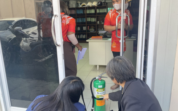 หน่วยวิจัย 3E CMU ร่วมกับ TGO ดำเนินการทวนสอบข้อมูลคาร์บอนฟุตพริ้นท์ขององค์กร ณ สำนักงานเทศบาลเมืองนครนายก จังหวัดนครนายก