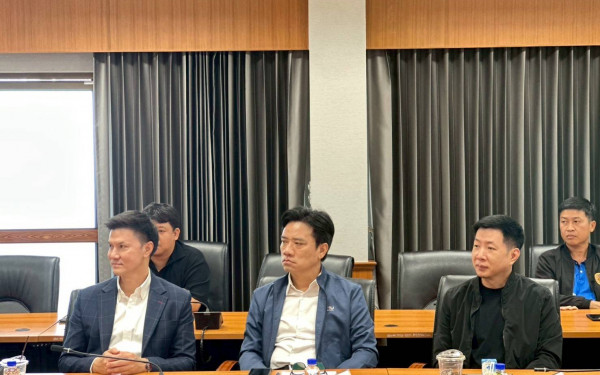 ::3ENEWS::  รศ.ดร.เศรษฐ์ สัมภัตตะกุล ร่วมหารือแนวทางจัดการเชื้อเพลิงร่วมกับผู้ว่าราชการจังหวัดลำพูนและทีมผู้บริหาร