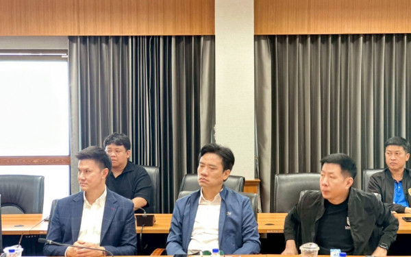 ::3ENEWS::  รศ.ดร.เศรษฐ์ สัมภัตตะกุล ร่วมหารือแนวทางจัดการเชื้อเพลิงร่วมกับผู้ว่าราชการจังหวัดลำพูนและทีมผู้บริหาร