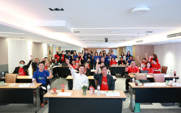 หน่วยวิจัย 3E CMU ร่วมเป็นวิทยากรอบรมเชิงปฏิบัติการ “การเตรียมความพร้อมบุคลากรของมหาวิทยาลัยเทคโนโลยีรัตนโกสินทร์ เพื่อมุ่งสู่ความเป็นกลางทางคาร์บอน (Carbon Neutrality) ของหน่วยงาน”