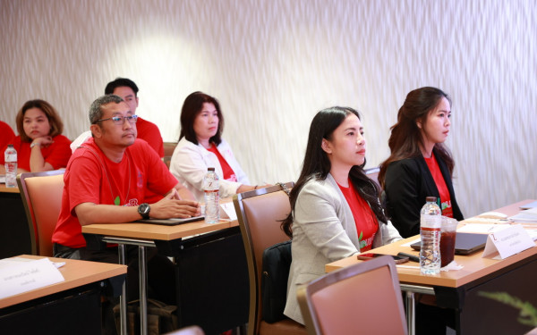 หน่วยวิจัย 3E CMU ร่วมเป็นวิทยากรอบรมเชิงปฏิบัติการ “การเตรียมความพร้อมบุคลากรของมหาวิทยาลัยเทคโนโลยีรัตนโกสินทร์ เพื่อมุ่งสู่ความเป็นกลางทางคาร์บอน (Carbon Neutrality) ของหน่วยงาน”