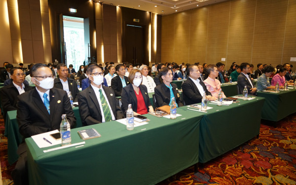 3E ร่วมกับ อบก. จัดงานแถลงผลสำเร็จผลการดำเนินงาน “โครงการส่งเสริมการจัดทำคาร์บอนฟุตพริ้นท์ขององค์กรปกครองส่วนท้องถิ่น” และมอบโล่เกียรติคุณ