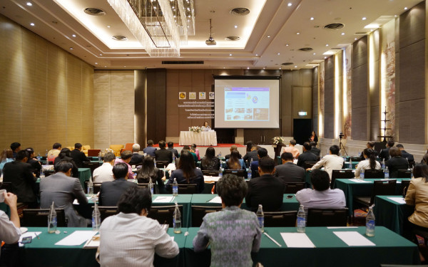 3E ร่วมกับ อบก. จัดงานแถลงผลสำเร็จผลการดำเนินงาน “โครงการส่งเสริมการจัดทำคาร์บอนฟุตพริ้นท์ขององค์กรปกครองส่วนท้องถิ่น” และมอบโล่เกียรติคุณ