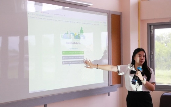 หน่วยวิจัยเพื่อการจัดการพลังงานและเศรษฐนิเวศ เป็นวิทยากรให้กับเทศบาลตำบลสันผักหวาน ภายใต้โครงการลดก๊าซเรือนกระจกของเทศบาล