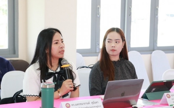 หน่วยวิจัยเพื่อการจัดการพลังงานและเศรษฐนิเวศ เป็นวิทยากรให้กับเทศบาลตำบลสันผักหวาน ภายใต้โครงการลดก๊าซเรือนกระจกของเทศบาล