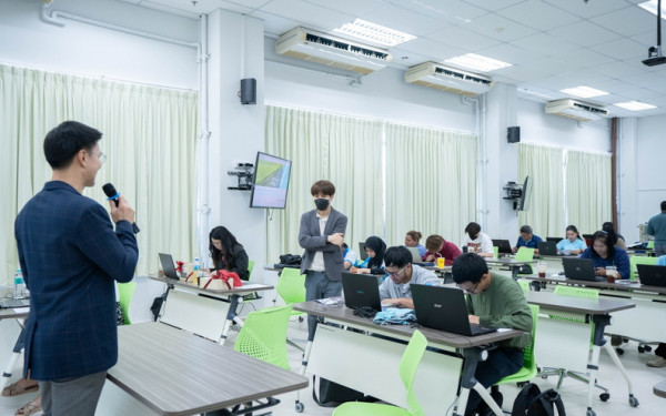 หน่วยวิจัยเพื่อการจัดการพลังงานและเศรษฐนิเวศ เป็นวิทยากรบรรยายความรู้ ในโครงการอบรมเชิงปฏิบัติการในหลักสูตร 