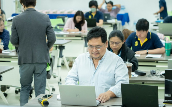 หน่วยวิจัยเพื่อการจัดการพลังงานและเศรษฐนิเวศ เป็นวิทยากรบรรยายความรู้ ในโครงการอบรมเชิงปฏิบัติการในหลักสูตร 