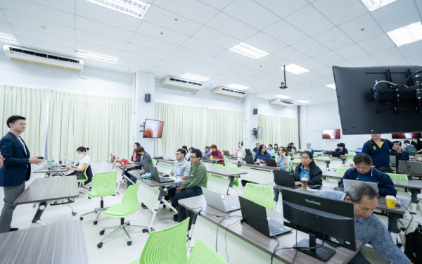 หน่วยวิจัยเพื่อการจัดการพลังงานและเศรษฐนิเวศ เป็นวิทยากรบรรยายความรู้ ในโครงการอบรมเชิงปฏิบัติการในหลักสูตร 