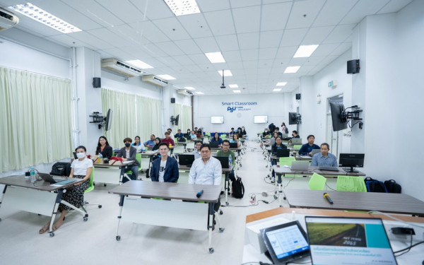 หน่วยวิจัยเพื่อการจัดการพลังงานและเศรษฐนิเวศ เป็นวิทยากรบรรยายความรู้ ในโครงการอบรมเชิงปฏิบัติการในหลักสูตร 