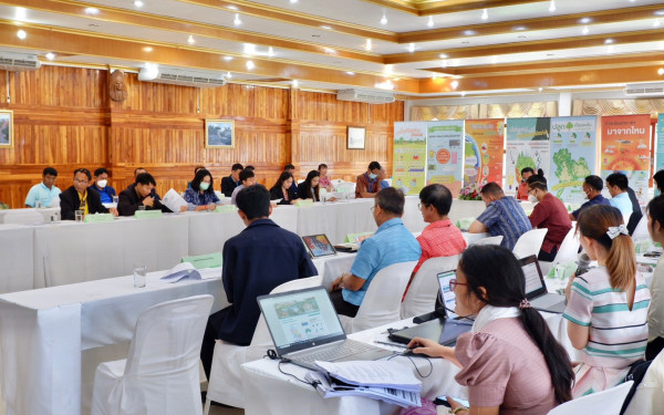 หน่วยวิจัยเพื่อการจัดการพลังงานและเศรษฐนิเวศ มหาวิทยาลัยเชียงใหม่ (3E) ร่วมกับสำนักงานทรัพยากรธรรมชาติและสิ่งแวดล้อมจังหวัดหนองบัวลำภู ประชุมคณะทำงานด้านการเปลี่ยนแปลงสภาพภูมิอากาศระดับจังหวัด (จังหวัดหนองบัวลำภู ) ครั้งที่ 3/2566
