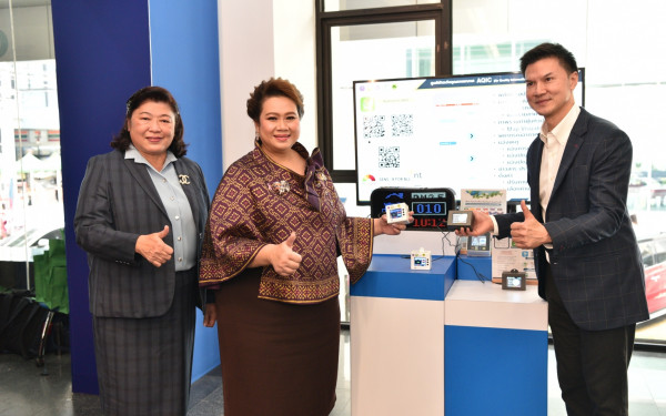 รัฐมนตรีว่าการกระทรวงการอุดมศึกษา วิทยาศาสตร์ วิจัยและนวัตกรรม ส่งมอบเครื่องตรวจวัดฝุ่นละอองขนาดเล็กในอากาศด้วยระบบเซ็นเซอร์ (DustBoy) ให้แก่กระทรวงสาธารณสุข