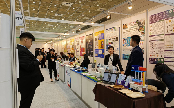 DustBoy ร่วมเป็นตัวแทนเข้าร่วมแสดงผลงานวิจัย สิ่งประดิษฐ์ และนวัตกรรม Dustboy ในเวทีนานาชาติ”