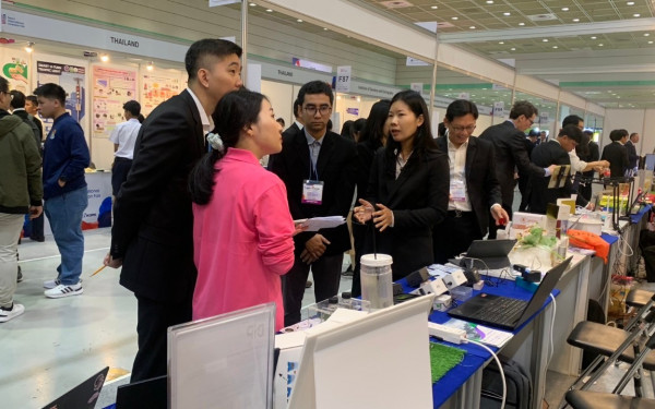 DustBoy ร่วมเป็นตัวแทนเข้าร่วมแสดงผลงานวิจัย สิ่งประดิษฐ์ และนวัตกรรม Dustboy ในเวทีนานาชาติ”