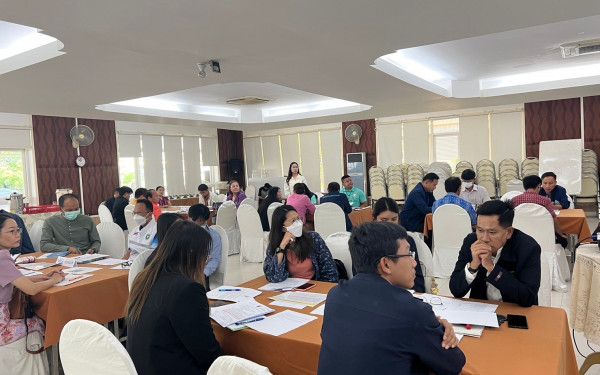 หน่วยวิจัย 3E ร่วมกับสำนักงานทรัพยากรธรรมชาติและสิ่งแวดล้อมจังหวัดหนองบัวลำภูจัดประชุมระดมความคิดเห็นเพื่อจัดทำมาตรการและแผนปฏิบัติการปรับตัวต่อผลกระทบจากการเปลี่ยนแปลงสภาพภูมิอากาศ (Focus group)