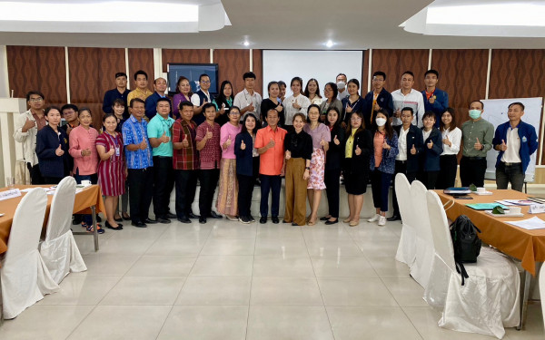 หน่วยวิจัย 3E ร่วมกับสำนักงานทรัพยากรธรรมชาติและสิ่งแวดล้อมจังหวัดหนองบัวลำภูจัดประชุมระดมความคิดเห็นเพื่อจัดทำมาตรการและแผนปฏิบัติการปรับตัวต่อผลกระทบจากการเปลี่ยนแปลงสภาพภูมิอากาศ (Focus group)