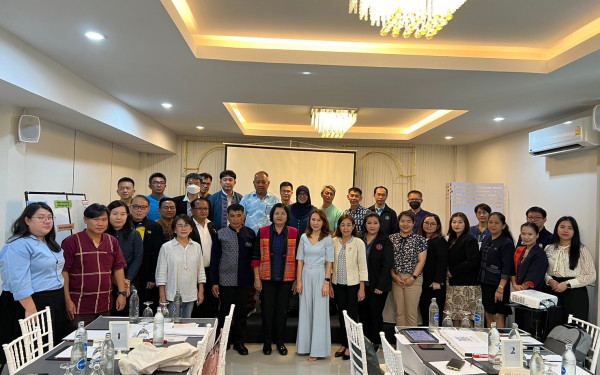 หน่วยวิจัย 3E ร่วมกับสำนักงานทรัพยากรธรรมชาติและสิ่งแวดล้อมจังหวัดลำปาง จัดประชุมระดมความคิดเห็นเพื่อจัดทำมาตรการและแผนปฏิบัติการปรับตัวต่อผลกระทบจากการเปลี่ยนแปลงสภาพภูมิอากาศ (Focus group)