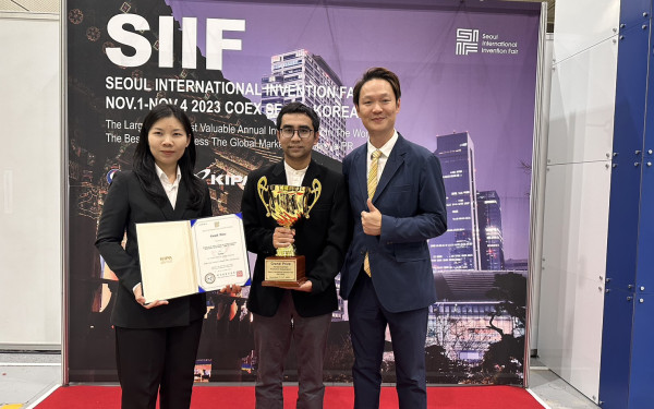 ทีมนักวิจัย 3E คว้ารางวัลชนะเลิศระดับ “Grand Prize” ในการประกวดผลงานวิจัย สิ่งประดิษฐ์ และนวัตกรรม ในเวทีนานาชาติ ณ กรุงโซล สาธารณรัฐเกาหลี 