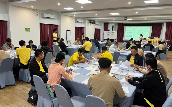 หน่วยวิจัย 3E ร่วมกับสำนักงานทรัพยากรธรรมชาติและสิ่งแวดล้อมจังหวัดลำพูน จัดประชุมระดมความคิดเห็นเพื่อจัดทำมาตรการและแผนปฏิบัติการปรับตัวต่อผลกระทบจากการเปลี่ยนแปลงสภาพภูมิอากาศ (Focus group)