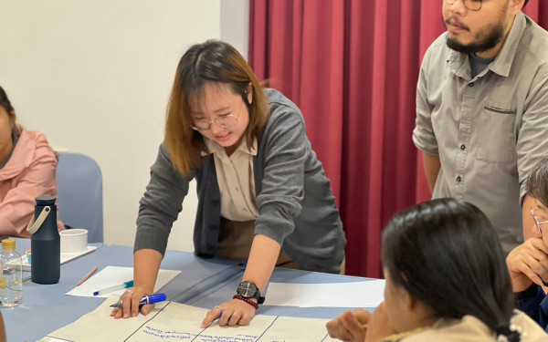 หน่วยวิจัย 3E ร่วมกับสำนักงานทรัพยากรธรรมชาติและสิ่งแวดล้อมจังหวัดลำพูน จัดประชุมระดมความคิดเห็นเพื่อจัดทำมาตรการและแผนปฏิบัติการปรับตัวต่อผลกระทบจากการเปลี่ยนแปลงสภาพภูมิอากาศ (Focus group)